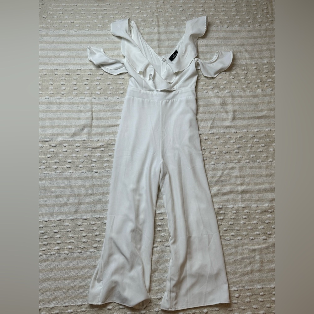 LuLu’s Doozy White Ruffled Wide Leg Off The Shoulder Jumpsuit size small - Picture 2 of 12